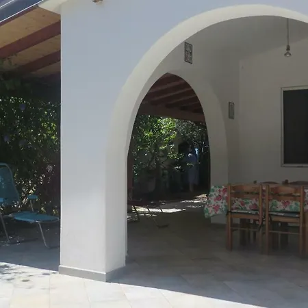 Casa Con Giardino Sulla Spiaggia Holiday home