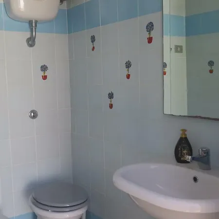 Casa Con Giardino Sulla Тертения