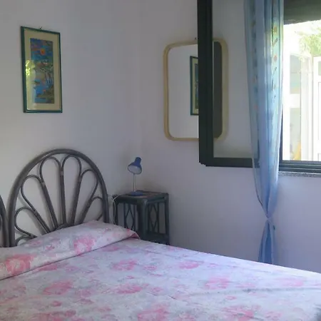 Casa Con Giardino Sulla *