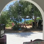 Casa Con Giardino Sulla